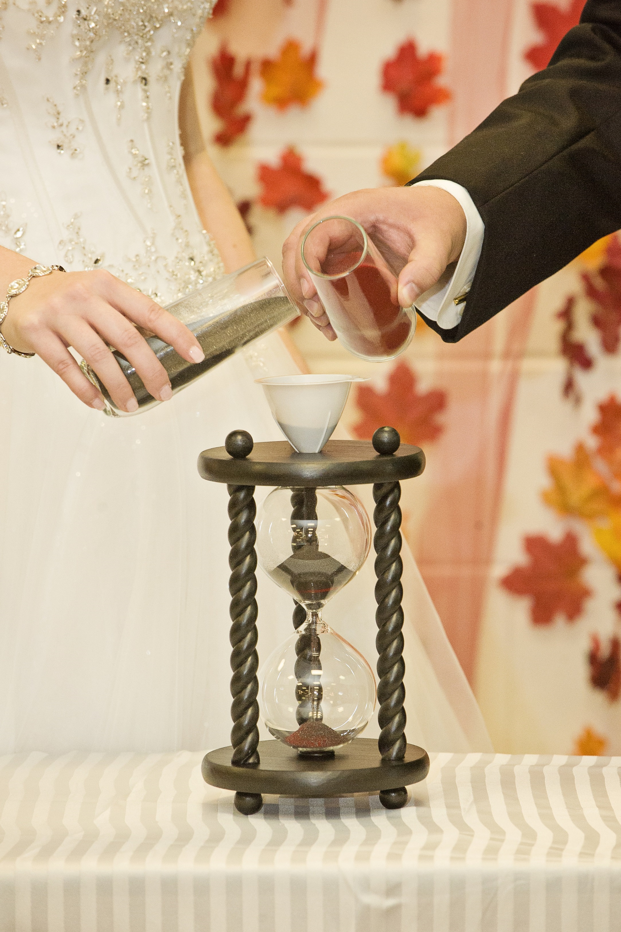 Heirloom Hourglass | Adirondack Weddings Magazine